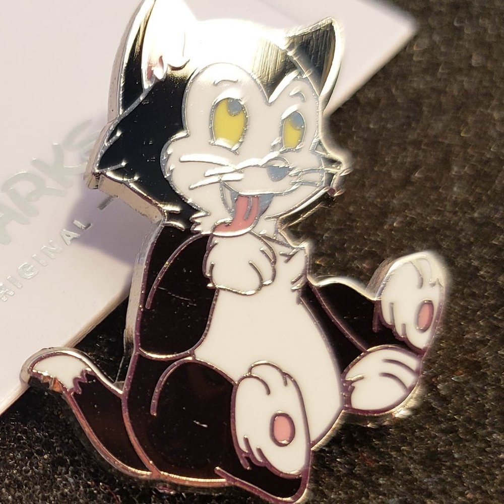Disney Parks Figaro Black Cat Pin